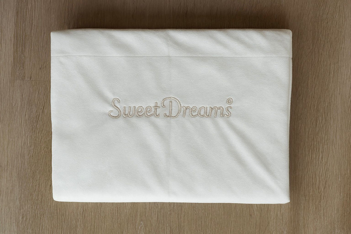Sweet Dreams blanket with Embroidery